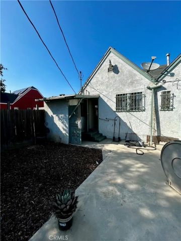 544 W 112th, Los Angeles, CA 90044