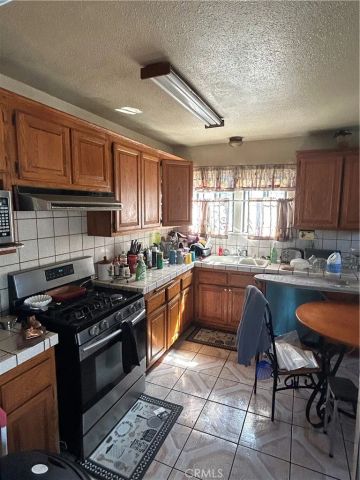 544 W 112th, Los Angeles, CA 90044