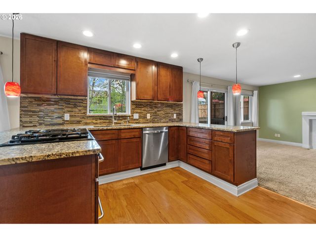 11040 Sw 63RD Ave, Portland, OR 97219