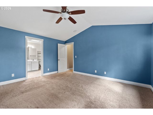 11040 Sw 63RD Ave, Portland, OR 97219