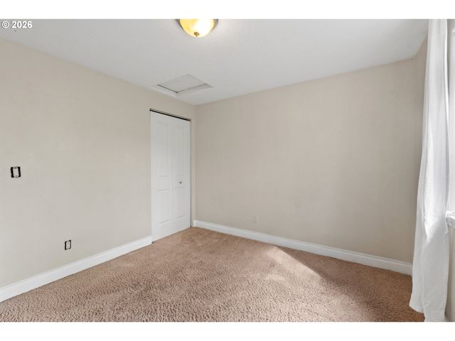 11040 Sw 63RD Ave, Portland, OR 97219