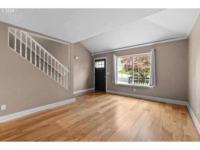 11040 Sw 63RD Ave, Portland, OR 97219