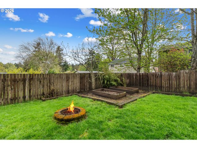 11040 Sw 63RD Ave, Portland, OR 97219