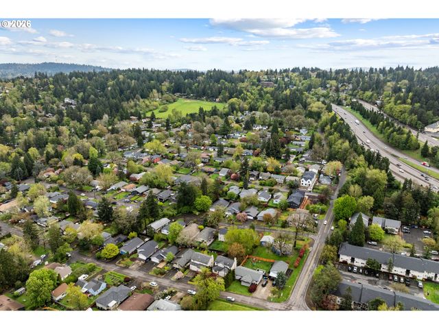 11040 Sw 63RD Ave, Portland, OR 97219