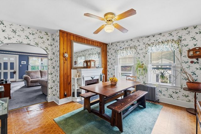 56 Hathaway Rd, Dartmouth, MA 02747
