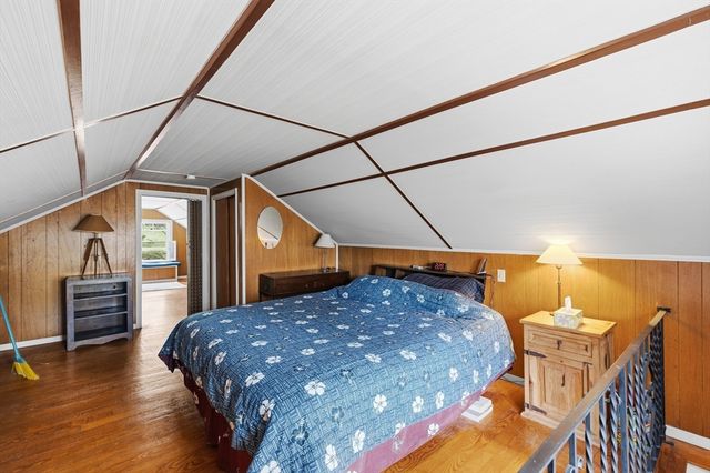 56 Hathaway Rd, Dartmouth, MA 02747