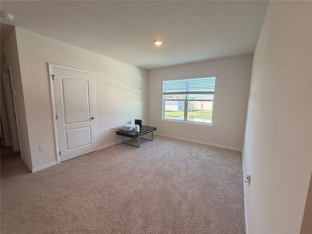 2736 DUMONT LANE, Tavares, FL 32778