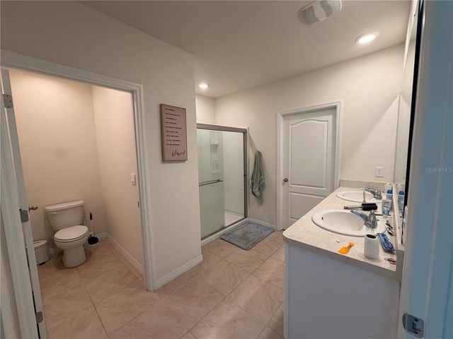 2736 DUMONT LANE, Tavares, FL 32778