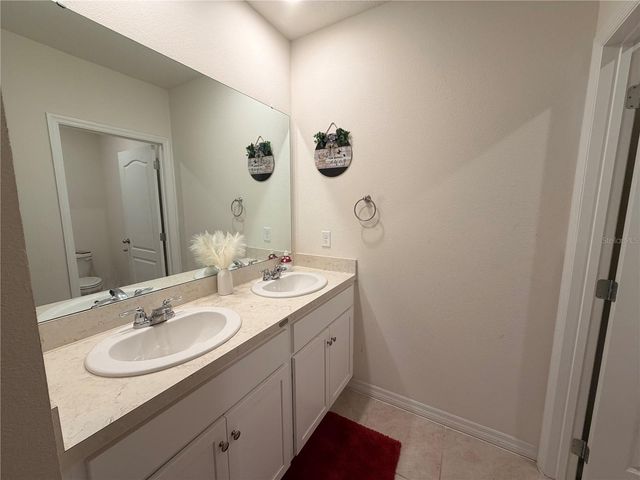 2736 DUMONT LANE, Tavares, FL 32778