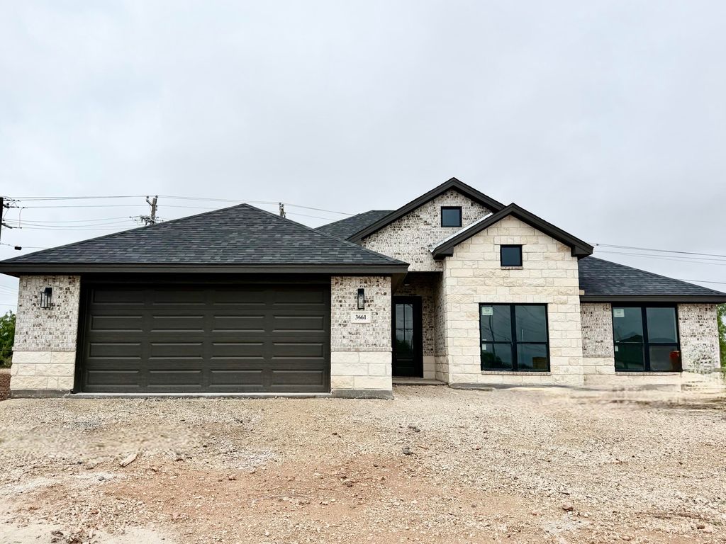 Image 1 of property listing at 3661 Dominion Ridge Dr, San Angelo, TX 76904