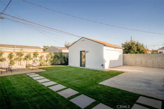 3950 Westside Avenue, Los Angeles, CA 90008
