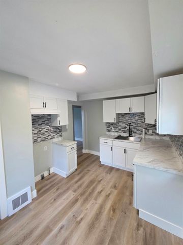 3361 W Ridgeway Avenue, Flint, MI 48504