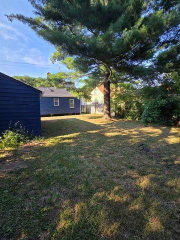3361 W Ridgeway Avenue, Flint, MI 48504