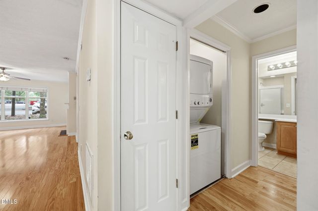 1021 Nicholwood Drive, Raleigh, NC 27605