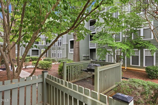 1021 Nicholwood Drive, Raleigh, NC 27605