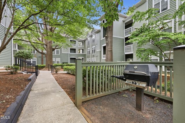 1021 Nicholwood Drive, Raleigh, NC 27605