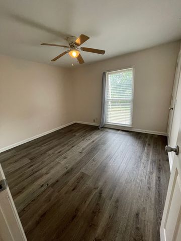724B Due West Ave, Madison, TN 37115