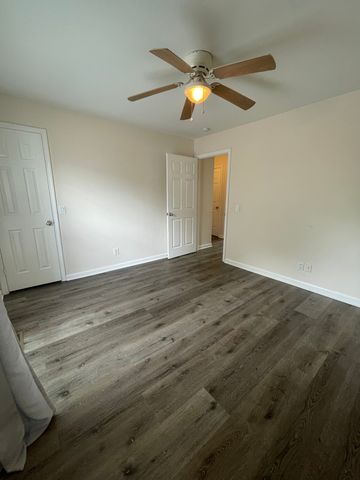 724B Due West Ave, Madison, TN 37115
