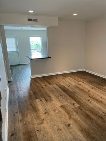 724B Due West Ave, Madison, TN 37115
