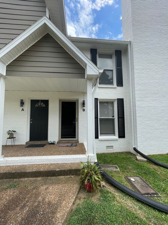 724B Due West Ave, Madison, TN 37115
