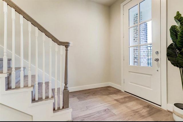 5234 Schuler Street, Houston, TX 77007