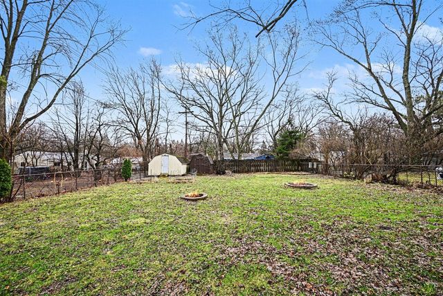 2840 Canterbury Road, Ann Arbor, MI 48104