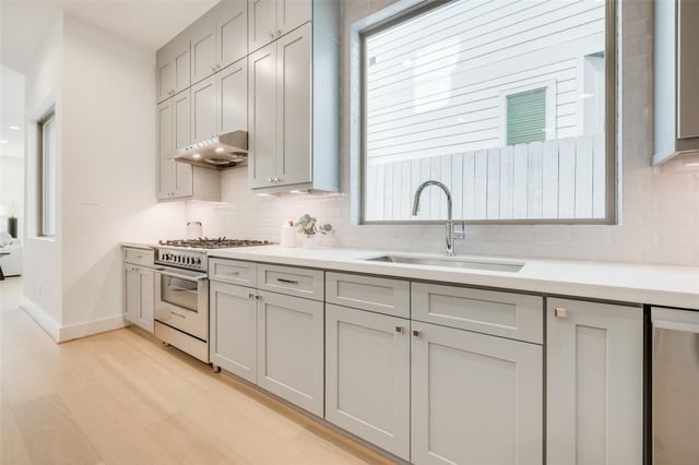 2329 Richton Street, Houston, TX 77098