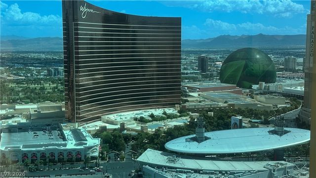 2000 North Fashion Show Drive 4610, Las Vegas, NV 89109