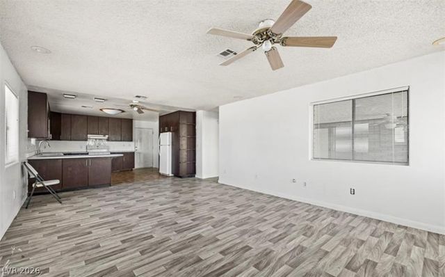 1410 West Amarillo Avenue, Pahrump, NV 89048