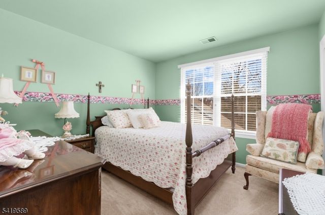 31 Abraham Rd, Readington Twp., NJ 08889