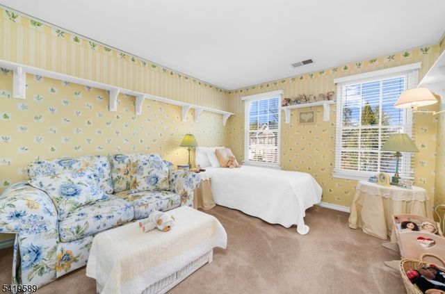 31 Abraham Rd, Readington Twp., NJ 08889