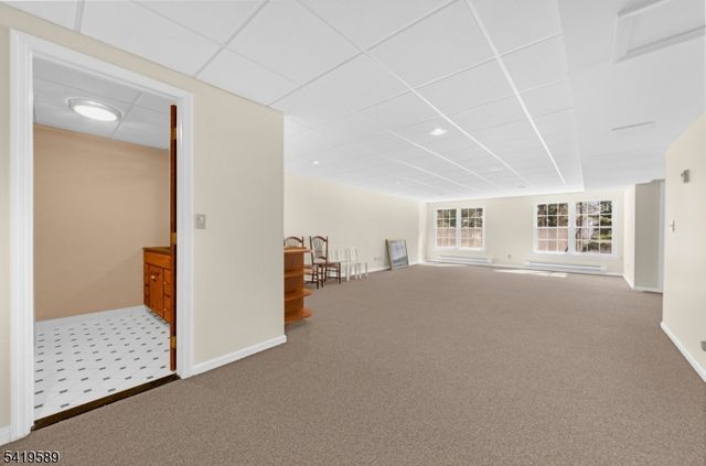 31 Abraham Rd, Readington Twp., NJ 08889