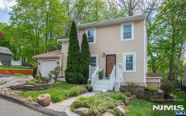119 Sherwood Avenue, Mahwah, NJ 07430