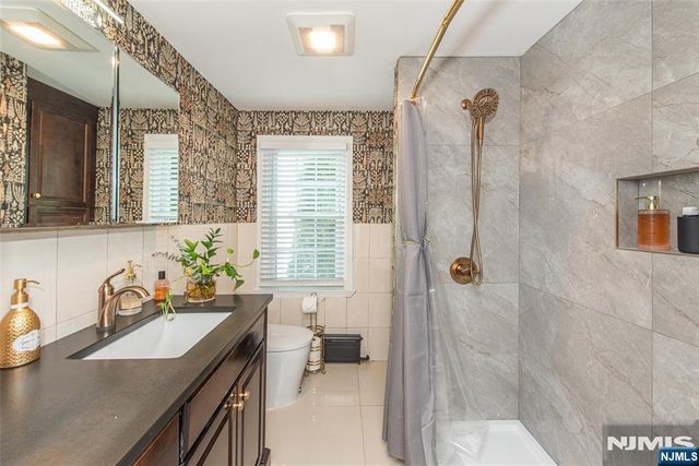 119 Sherwood Avenue, Mahwah, NJ 07430