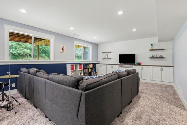 7278 Rosie Shores Drive Sw, Byron Twp, MI 49315