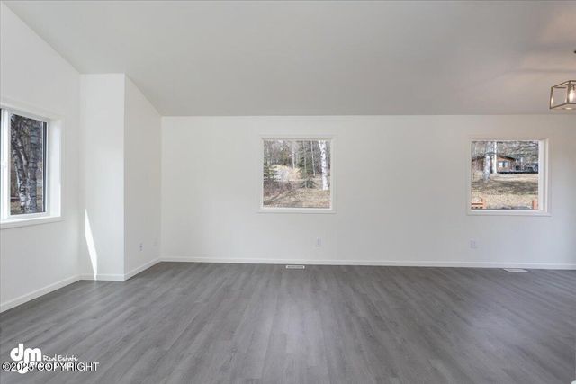 1125 N Arnold Palmers Street, Wasilla, AK 99623