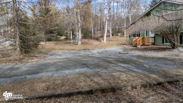 1125 N Arnold Palmers Street, Wasilla, AK 99623