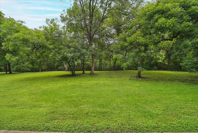 7660 Skillman Street 703, Dallas, TX 75231