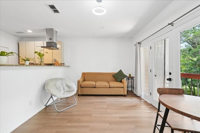 7660 Skillman Street 703, Dallas, TX 75231