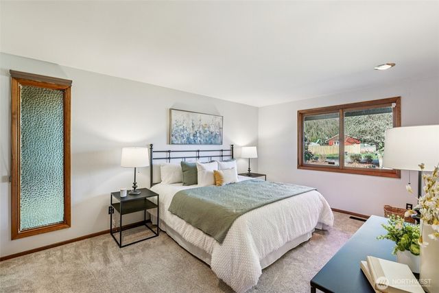 5712 Parkside Drive, Marysville, WA 98270