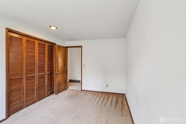 5712 Parkside Drive, Marysville, WA 98270