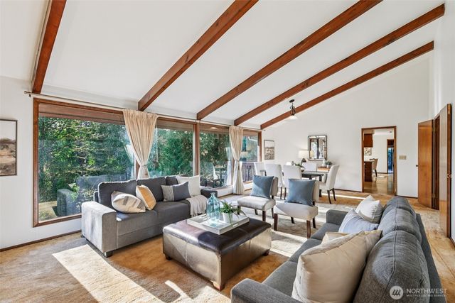 5712 Parkside Drive, Marysville, WA 98270