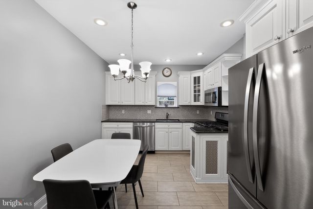 2334 S ROSEWOOD ST, Philadelphia, PA 19145