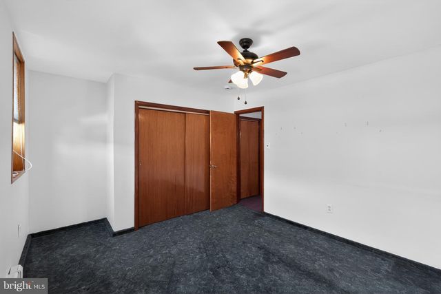 2334 S ROSEWOOD ST, Philadelphia, PA 19145