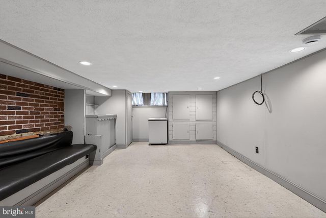 2334 S ROSEWOOD ST, Philadelphia, PA 19145