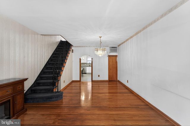 2334 S ROSEWOOD ST, Philadelphia, PA 19145