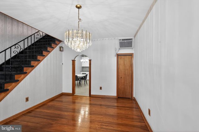 2334 S ROSEWOOD ST, Philadelphia, PA 19145