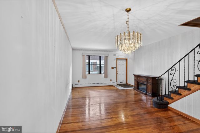 2334 S ROSEWOOD ST, Philadelphia, PA 19145