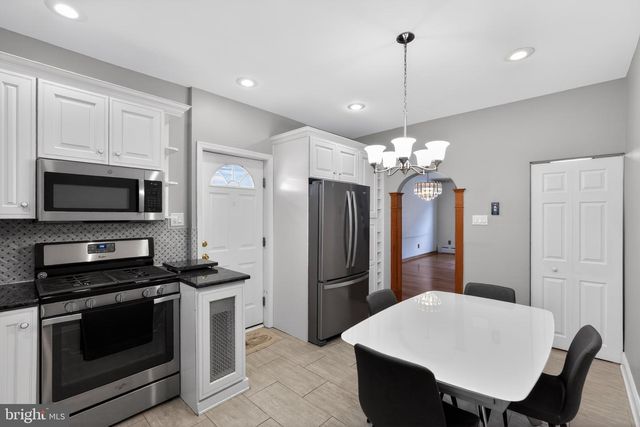 2334 S ROSEWOOD ST, Philadelphia, PA 19145