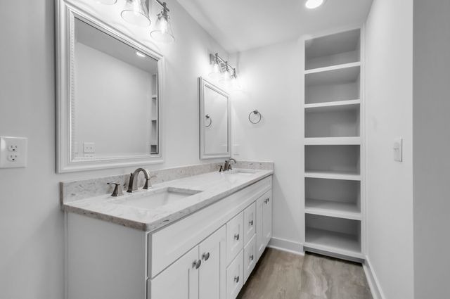 6666 Brookmont Ter Apt 707, Nashville, TN 37205